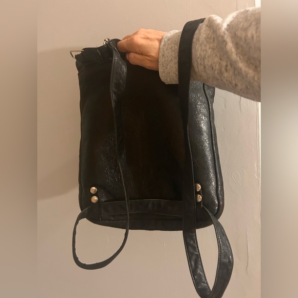 Cokluch convertible leather crossbody - Picture 3 of 11